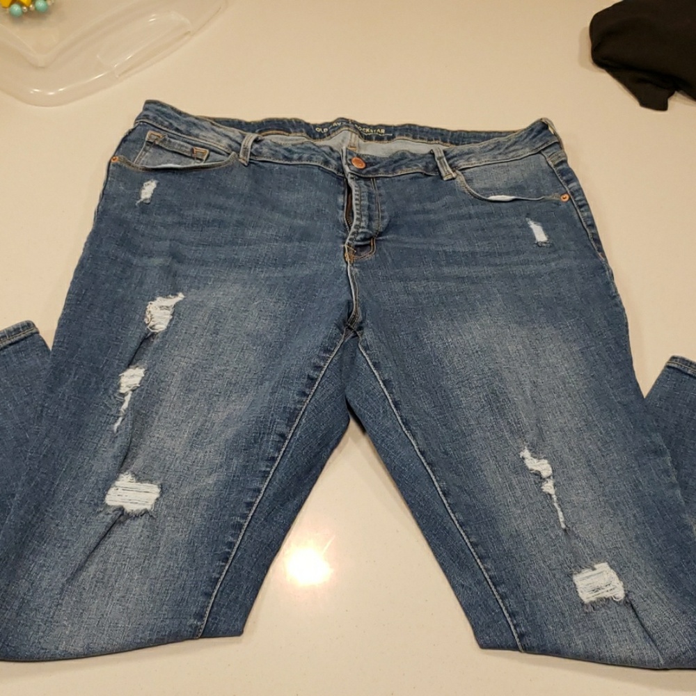 Medium wash distressed jeggings